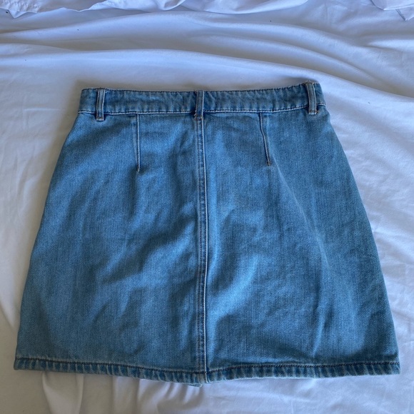 Garage button up jean skirt - Picture 3 of 4